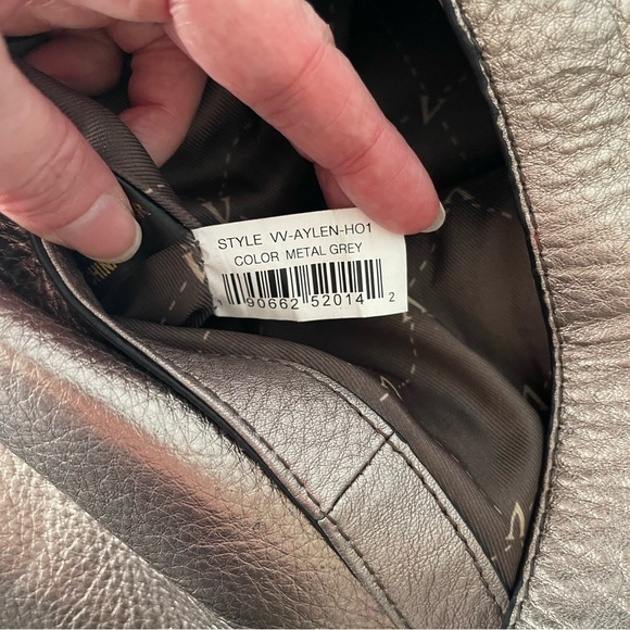 Vince Camuto Metallic Gray Pebbled Leather Shoulder Bag Purse - Picture 13 of 14